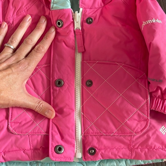 NEVER WORN Baby Girl’s Reversible Columbia Jacket + Snow Pants Set - Picture 12 of 16